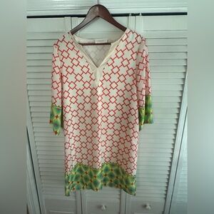 Peach Love California Red and Green 3/4 Sleeve Tunic